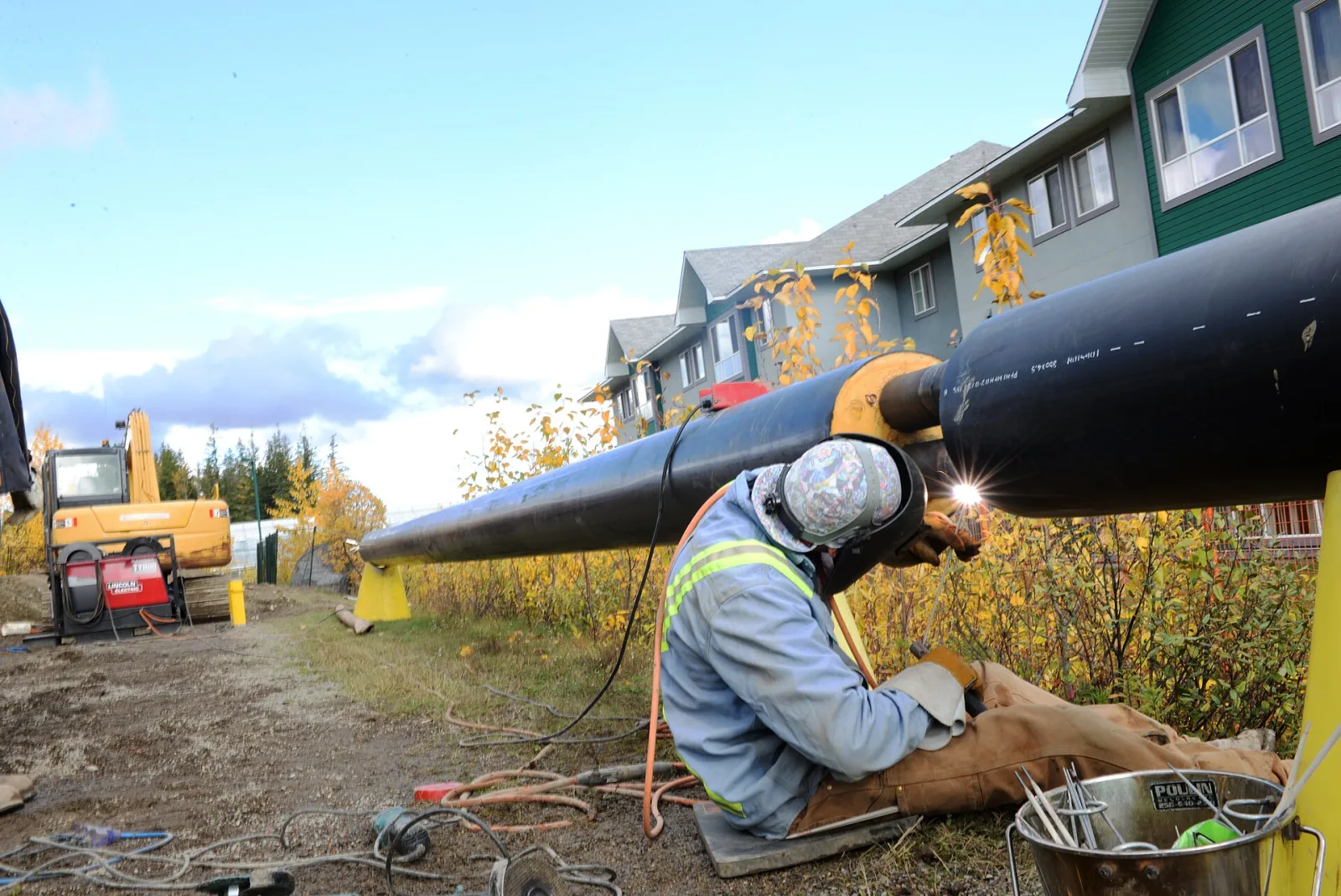 Which Electrode Is Suitable for Pipe Welding? Root, Fill and Cap Guide